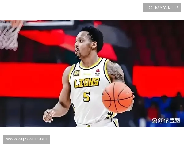 布朗怒斥裁判组失误致球队失利赛后发声引发热议